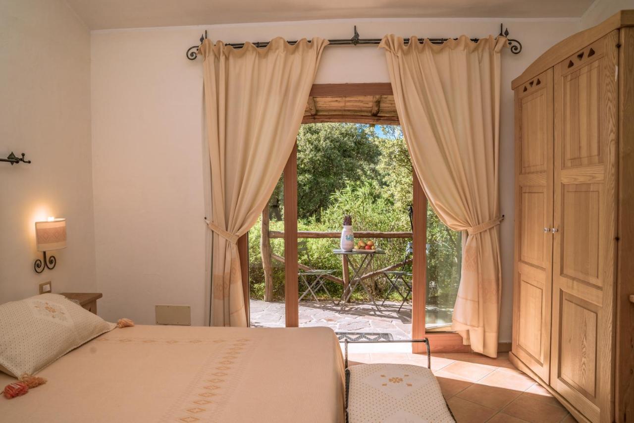 Hotel Aldiola Country Resort Sant'Antonio di Gallura Exterior foto