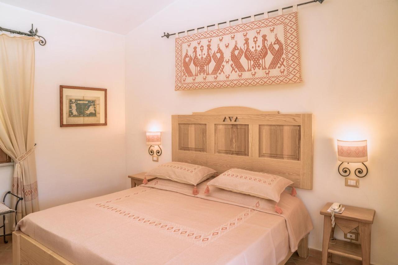 Hotel Aldiola Country Resort Sant'Antonio di Gallura Exterior foto