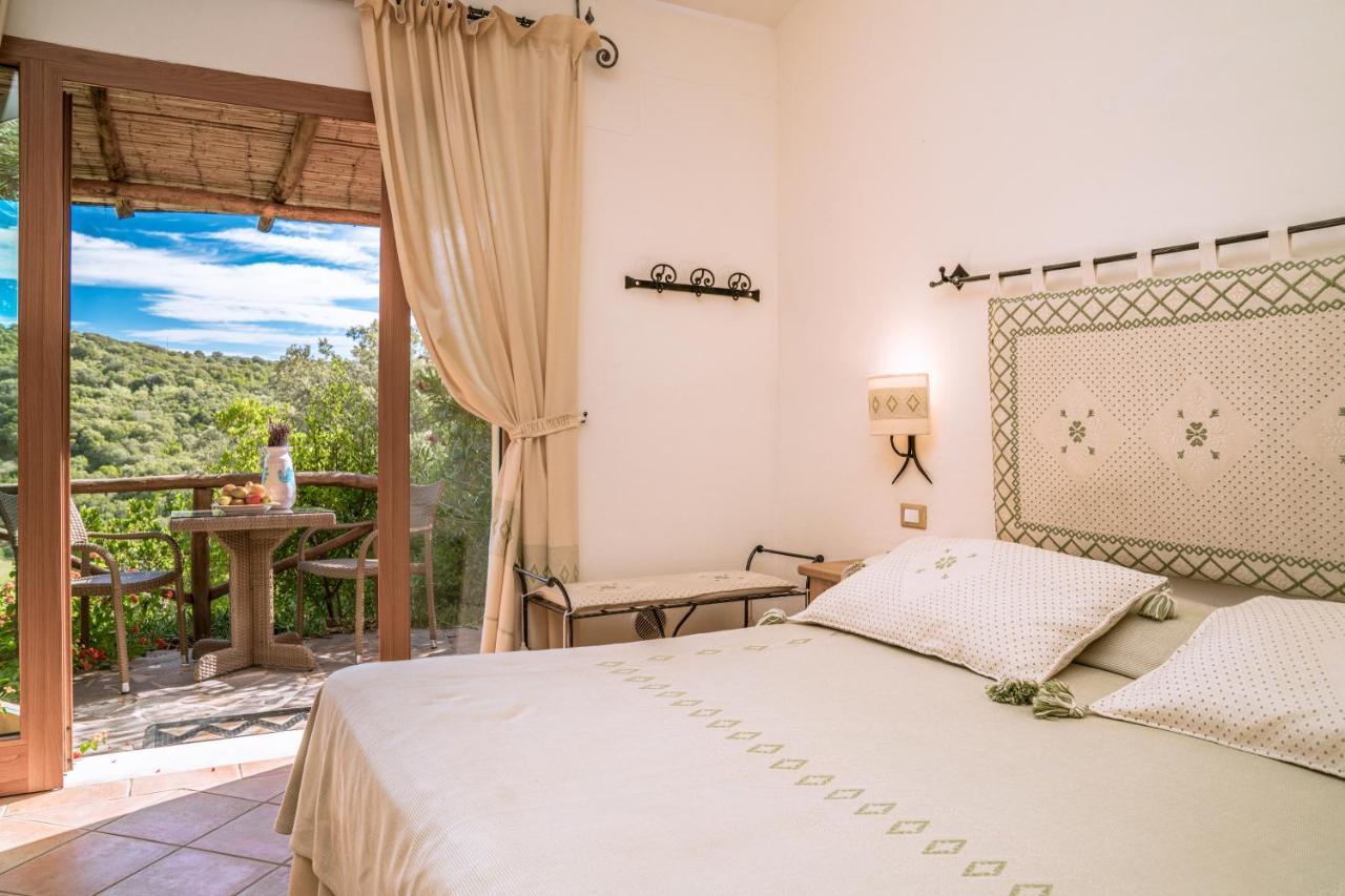 Hotel Aldiola Country Resort Sant'Antonio di Gallura Exterior foto