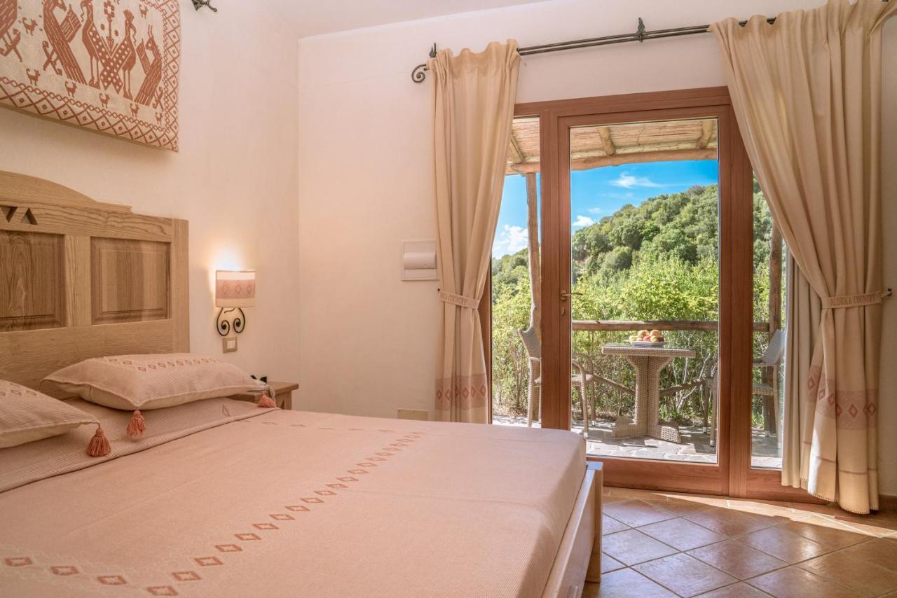 Hotel Aldiola Country Resort Sant'Antonio di Gallura Exterior foto