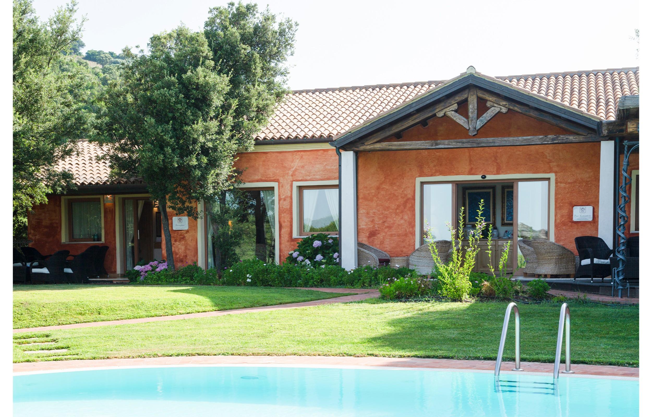 Hotel Aldiola Country Resort Sant'Antonio di Gallura Exterior foto