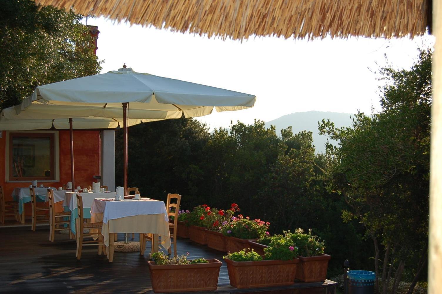 Hotel Aldiola Country Resort Sant'Antonio di Gallura Exterior foto