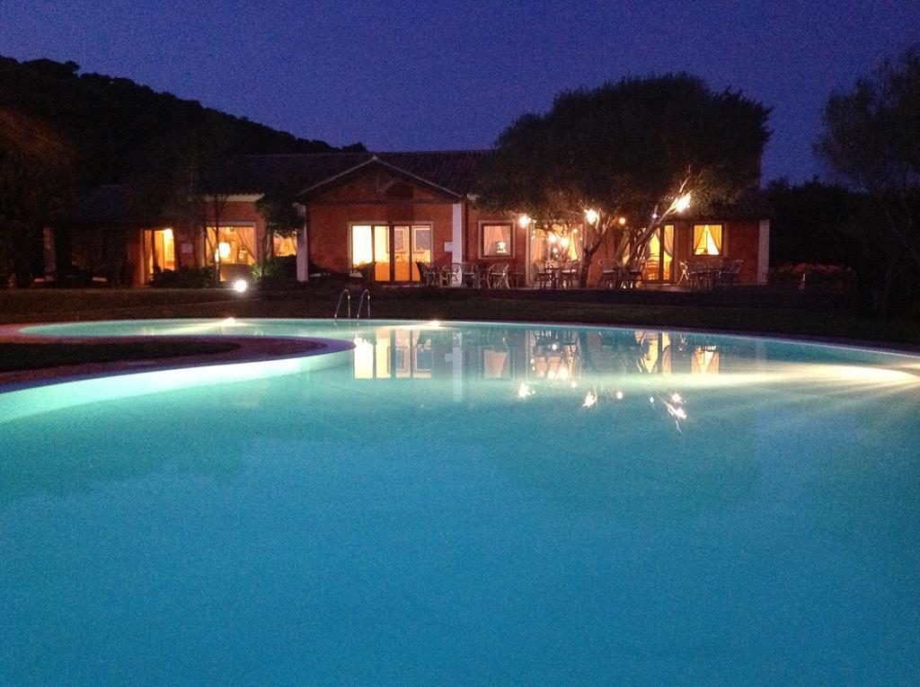 Hotel Aldiola Country Resort Sant'Antonio di Gallura Exterior foto