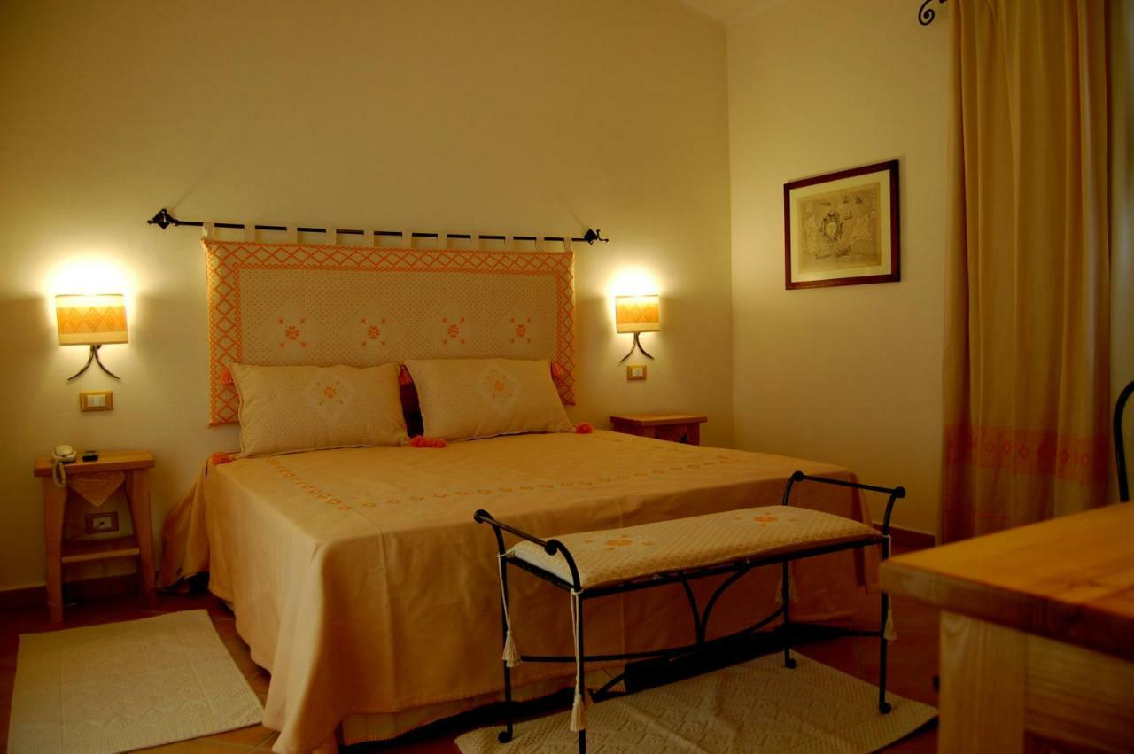 Hotel Aldiola Country Resort Sant'Antonio di Gallura Exterior foto